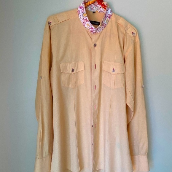 Fun and Floral casual button down shirt by Jared Lang - Picture 1 of 11